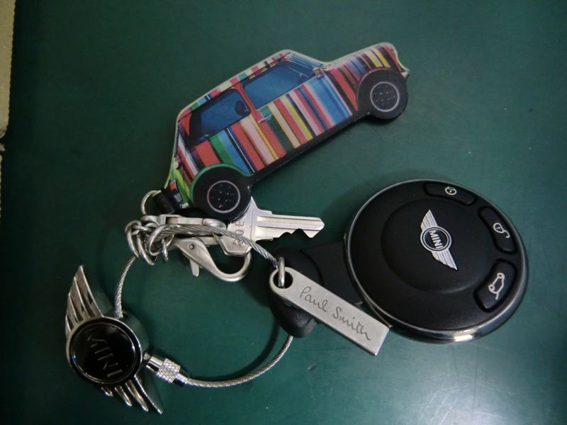 Mini純正 Paul Smith キーリングとタグ のパーツレビュー Mini 游玄 みんカラ Mini純正 Paul Smith キーリングとタグ のパーツレビュー Mini 游玄 みんカラ