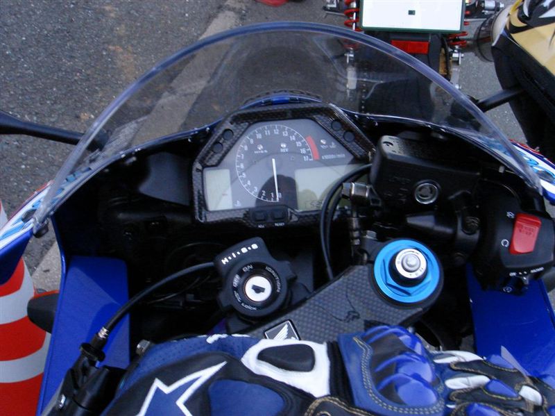 ホンダ 純正 カーボン調メーターパネル のパーツレビュー Cbr600rr こう みんカラ