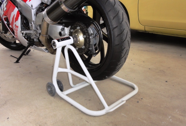 バトルファクトリー 片持ちスイングアーム用リアスタンド RVF400など