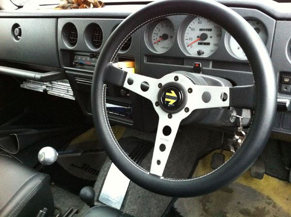 momo Prototipo Steering Wheel のパーツレビュー | ジムニー