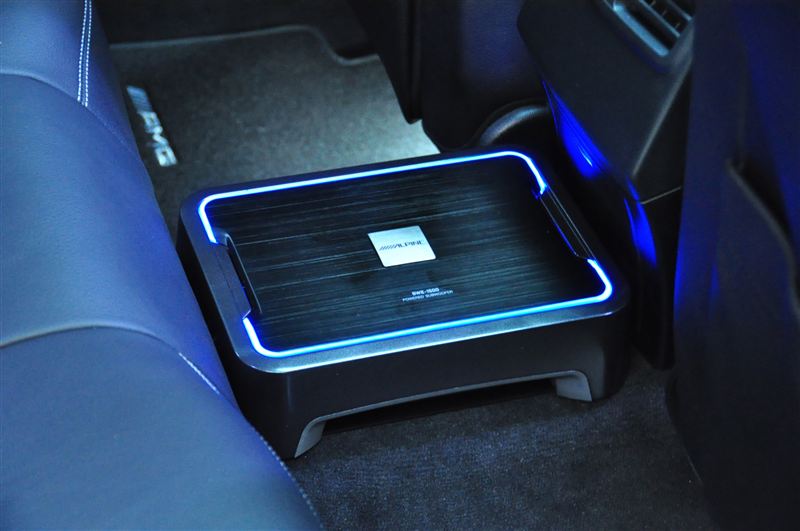 Alpine Swe 1500 のパーツレビュー Eクラス セダン Oton S みんカラ