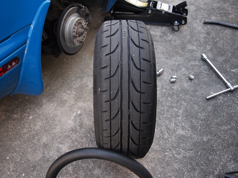 DUNLOP DIREZZA SPORT Z1 STAR SPEC 185/60R14 のパーツレビュー