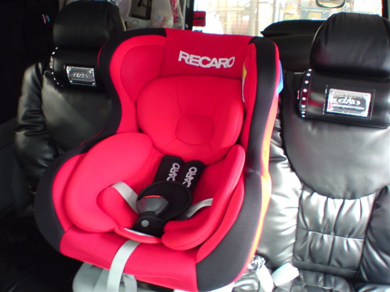 RECARO START +i のパーツレビュー | ハイエースバン(ゆ～いち