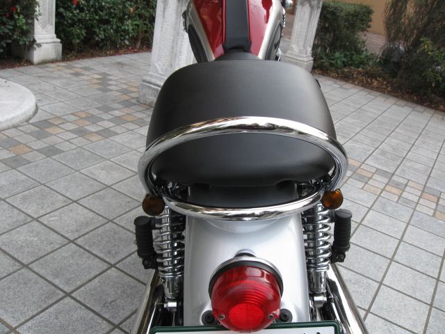 トライアンフ ボンネビルt100タンクカバー sixty8 （ボンネビル
