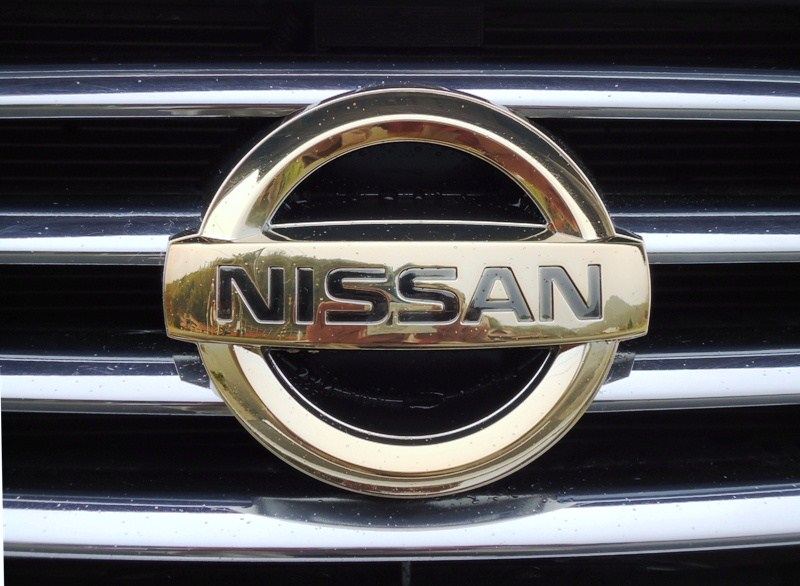 日産 純正 ゴールドエンブレムnissan のパーツレビュー スカイラインクーペ g みんカラ