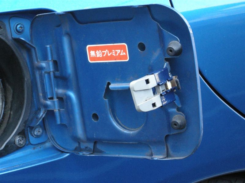 給油口周り リフレッシュ（スバル インプレッサ WRX STI・GC8