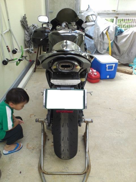 ACTIVE LEDウインカー (ライセンスホルダー付き) のパーツ