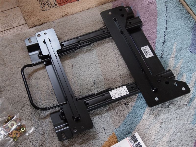 BORI'S FACTORY 純正レカロシート対応ローポジションレール の