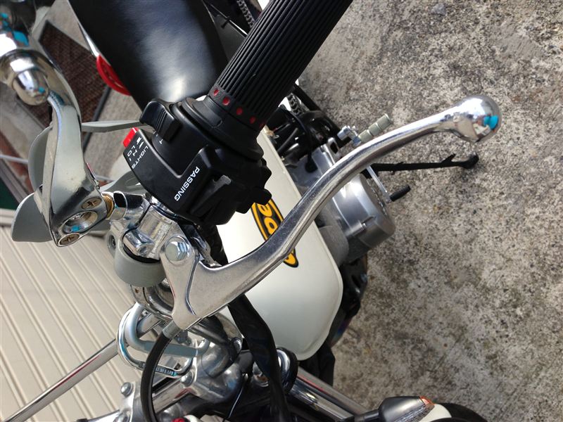 デイトナ ミラーホルダー付きクラッチレバー のパーツレビュー エイプ50 けい165 みんカラ