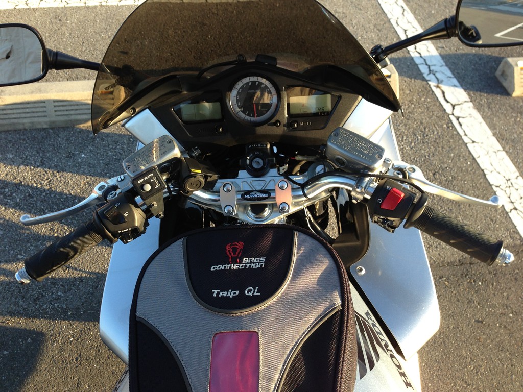Hurricane バーハンドルkit 02 07 Vfr のパーツレビュー Vfr800 先行量産型キクチ みんカラ