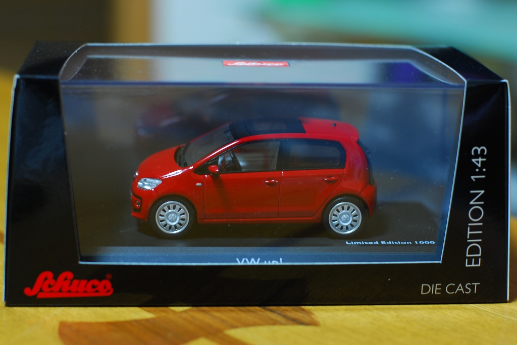 Vw Up 4 Door Diecast Model Car 1s4099300b7wの買取価格・相場
