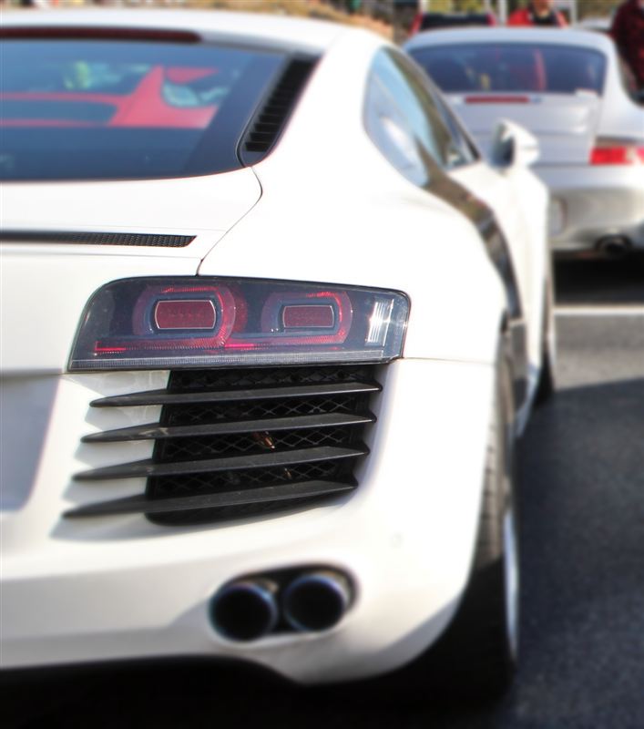 センスのいい お歳暮 Audi純正(アウディ) R8 | のパーツレビュー GTテールランプ パーツ