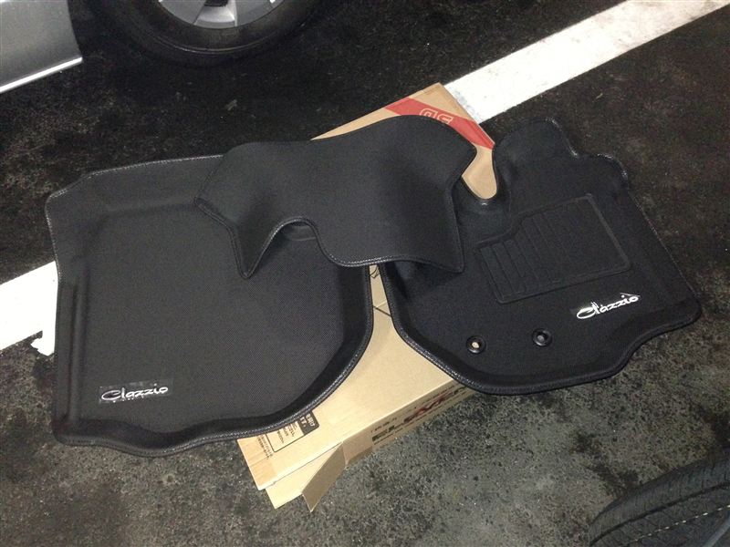 Clazzio 車種別専用立体マット ラバータイプ のパーツレビュー | ハイエースバン(館兄) | みんカラ Clazzio 車種別専用立体マット ラバータイプ のパーツレビュー | ハイエースバン(館兄) | みんカラ