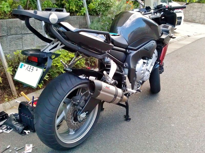 ヤマハ(純正) 09R1 リヤフェンダー のパーツレビュー | FZ1