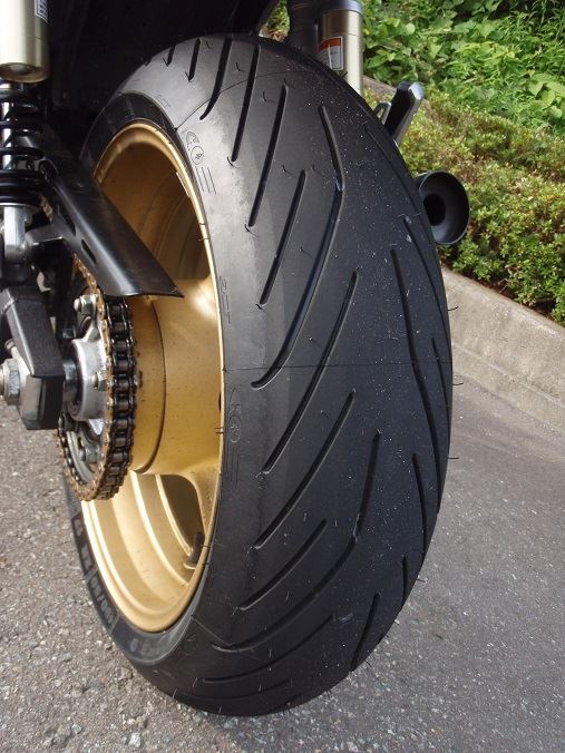 Michelin パイロット パワー3 のパーツレビュー Gsx1400 うちのチロ みんカラ Michelin パイロット パワー3 のパーツレビュー Gsx1400 うちのチロ みんカラ