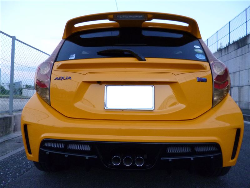 TRD テールゲートスポイラー のパーツレビュー | アクア