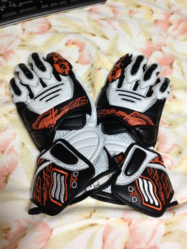 適切な価格 HYOD 009 D3O RACING GLOVES のパーツレビュー | ZX-10R(† まぐ バイクウェア・装備
