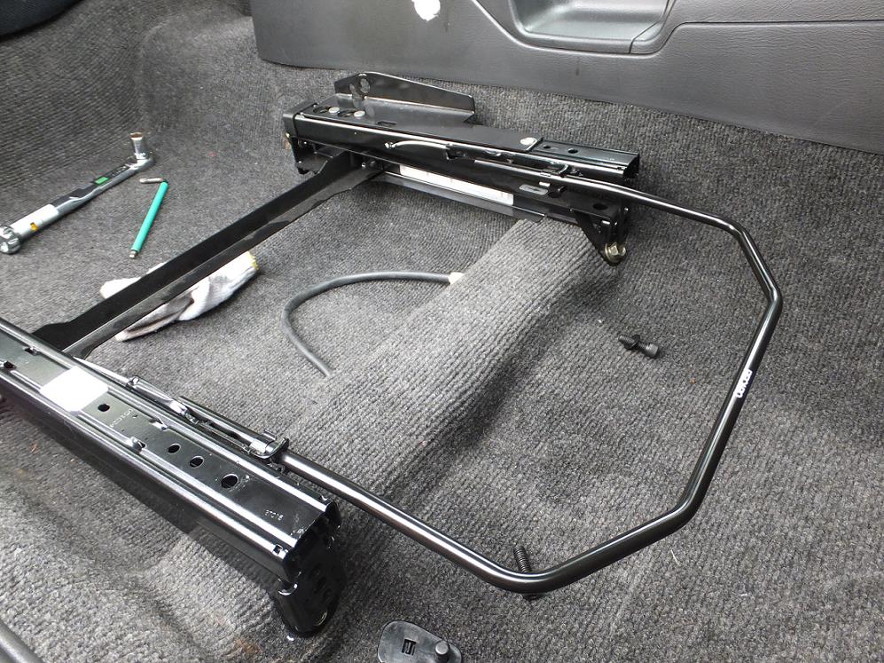 Recaro レカロ 純正ベースフレーム 左席用 ジムニー Ja11 1990 02 1995 10 Recaro Bf 0833 オートクラフト 通販 Yahoo ショッピング