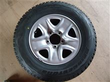 BRIDGESTONE BLIZZAK DM-V1 285/60R18 のパーツレビュー