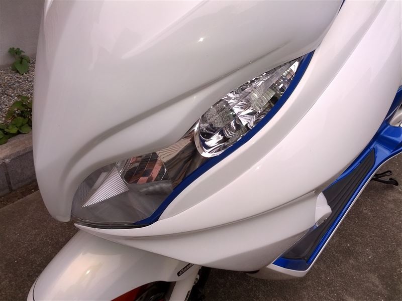 自作 ヘッドライトアイライン のパーツレビュー Pcx Red みんカラ
