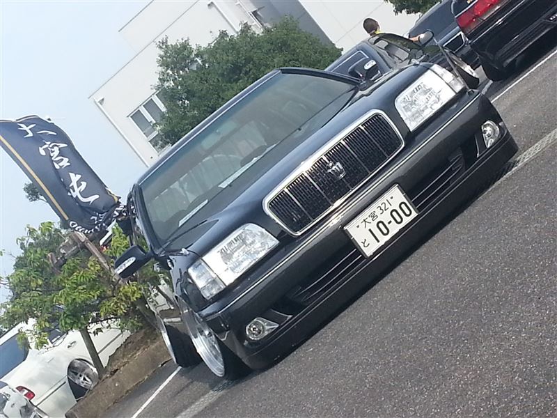 Auto Couture ばろんとふんばー のパーツレビュー クラウンマジェスタ けんけんー大宮純連車 みんカラ