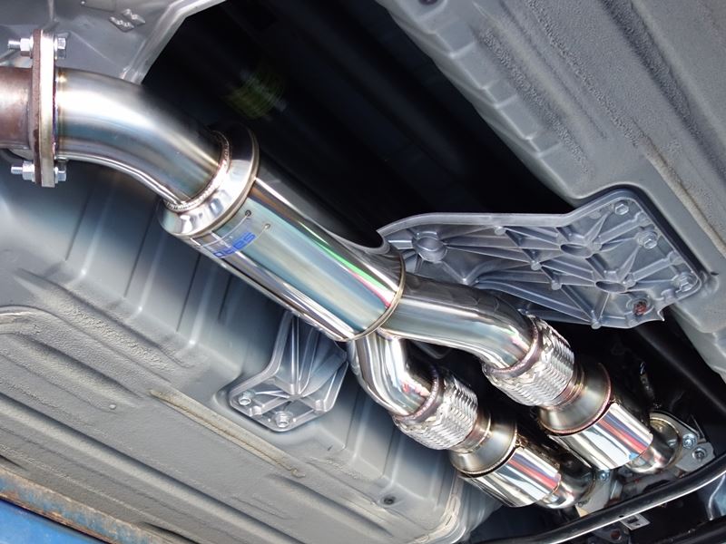 ◇NISSAN GT-R [R35] 用品取付作業 エキゾースト触媒交換◇#日産