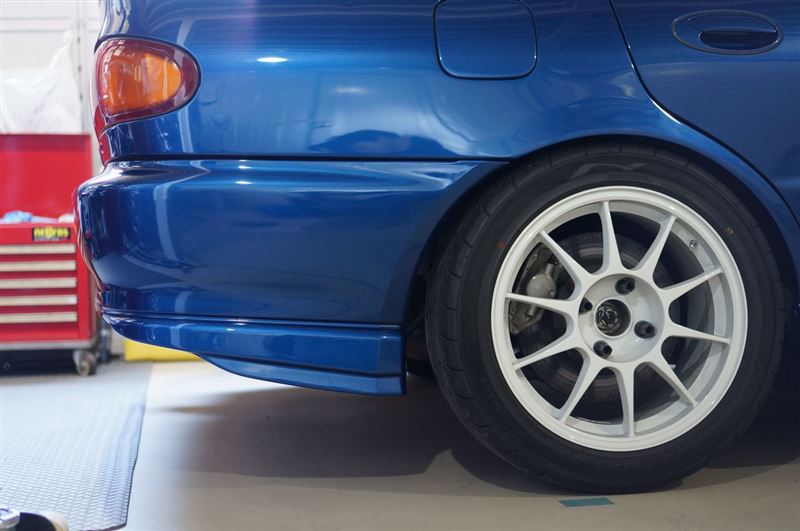 三菱自動車(純正) CE9A(EVOⅢ)純正リヤアンダー のパーツ