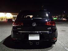 2008VW  / フォルクスワーゲン純正 ディフューザー＆センターマフラーの全体画像