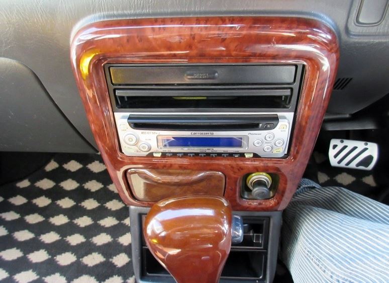 ダイハツ - ミラジーノ L700Sウッド 灰皿 アッシュトレイ インテリアパネルの通販 by こんにちは｜ダイハツならラクマ