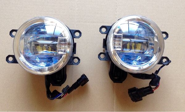 トヨタ(純正) LEDフォグランプ&デイタイムランニングランプ のパーツ ...