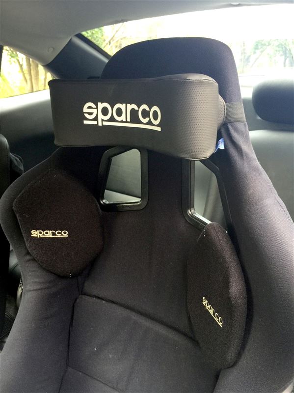 Sparco ネックピロー のパーツレビュー Gtv ごりごりにごり みんカラ