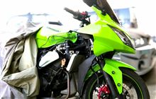 カワサキ Ninja250r カスタムまとめ おすすめのカスタムはこれだ エアロ ホイール Ledなど みんカラ