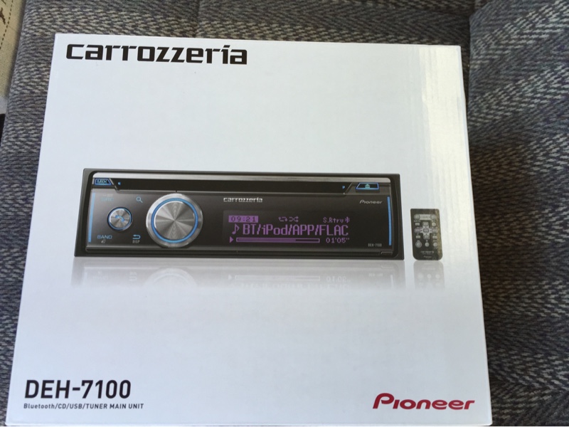 Pioneer Carrozzeria Audio DEH-7100 1D CD Bluetooth USB iPod