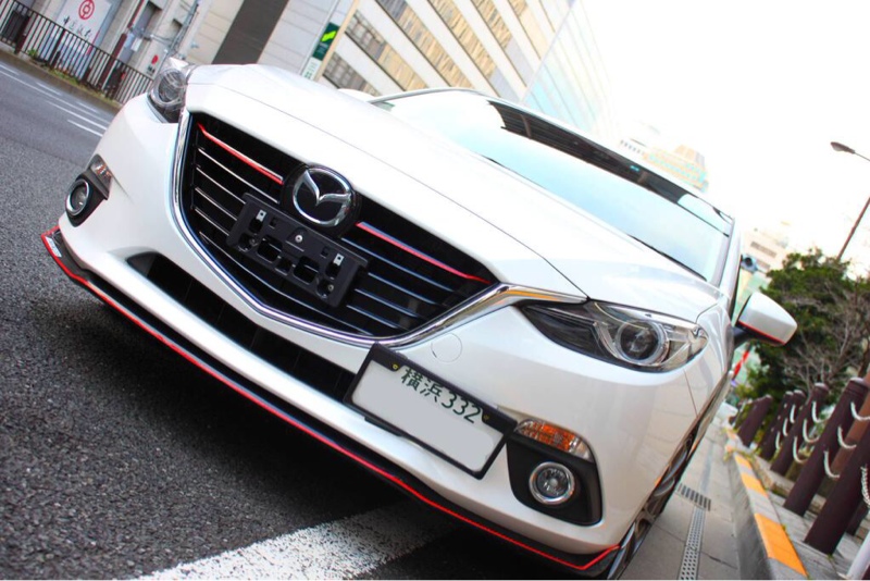 BMアクセラ】 LEG MOTOR SPORT ナンバー移設 グリルカバー
