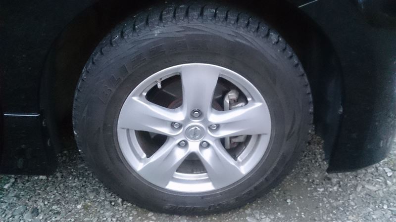 BRIDGESTONE BLIZZAK DM-V1 215/70R16 のパーツレビュー BRIDGESTONE BLIZZAK DM-V1 215/70R16 のパーツレビュー