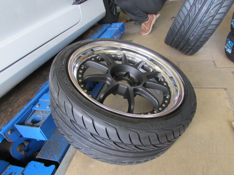 SSR GTX01 17インチ 9J +38 PCD100 5H フラットブラック ハブ径