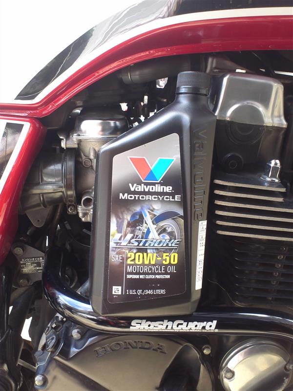 価格は安く 正規輸入品 REDLINE エンジンオイル 1QT 100%化学合成油 4スト ハーレー MOTORCYCLE MC20W50 レッドライン エンジンオイル 1QT 100%化学合成油 価格は安く 正規輸入品 REDLINE MOTORCYCLE MC20W50 レッドライン 4スト ハーレー