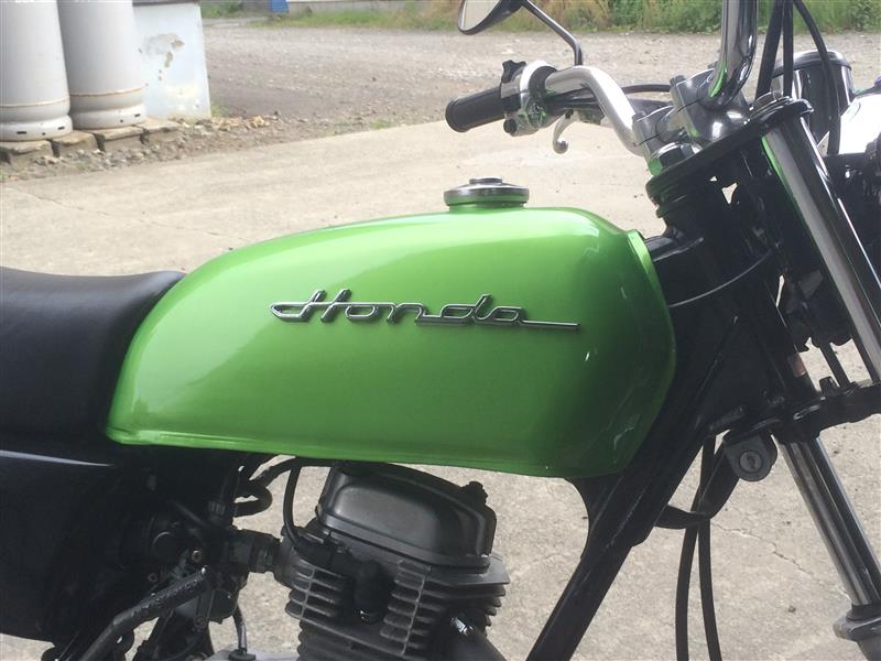 ノーブランド Honda 筆記体エンブレム のパーツレビュー エイプ50 のり夫 本部長 みんカラ