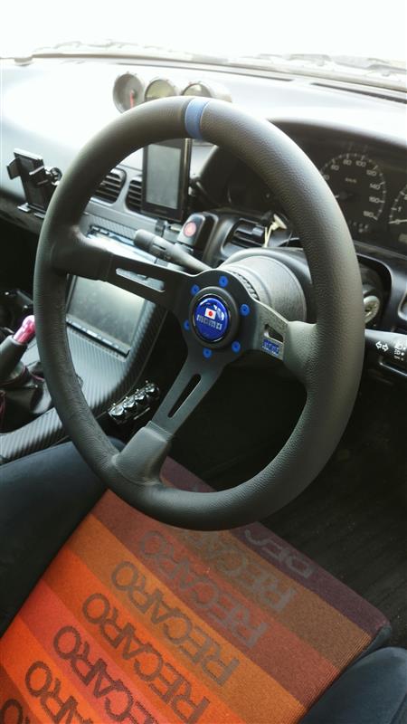 FORTUNE MOMO FULL SPEED 348D 90mm DEEP BLUE のパーツレビュー