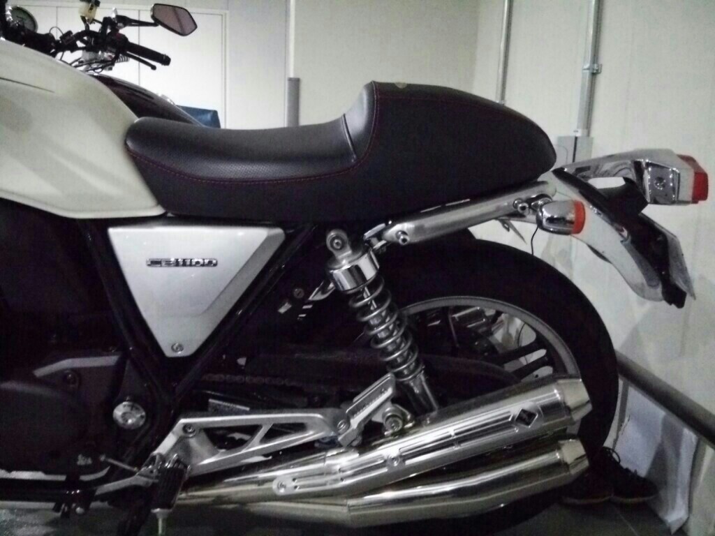 K H シングルシート のパーツレビュー Cb1100 U1 みんカラ