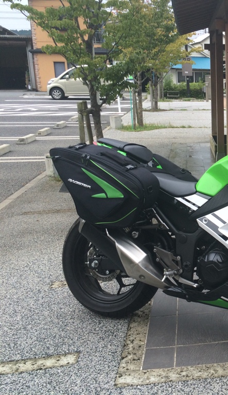 バグスター サドルバッグ のパーツレビュー Ninja250 レヴォージャ みんカラ
