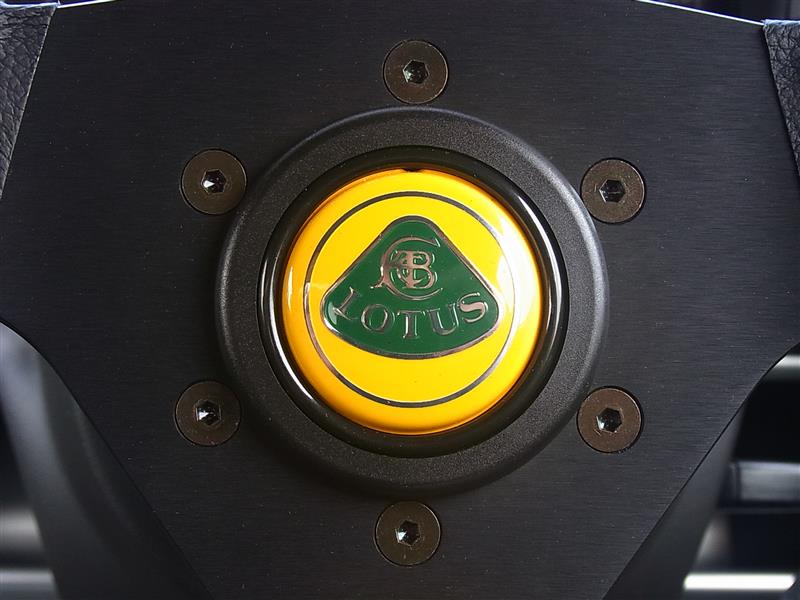 ロータス LOTUS ホーンプッシュ MOMO モモ用 : AC MINDS