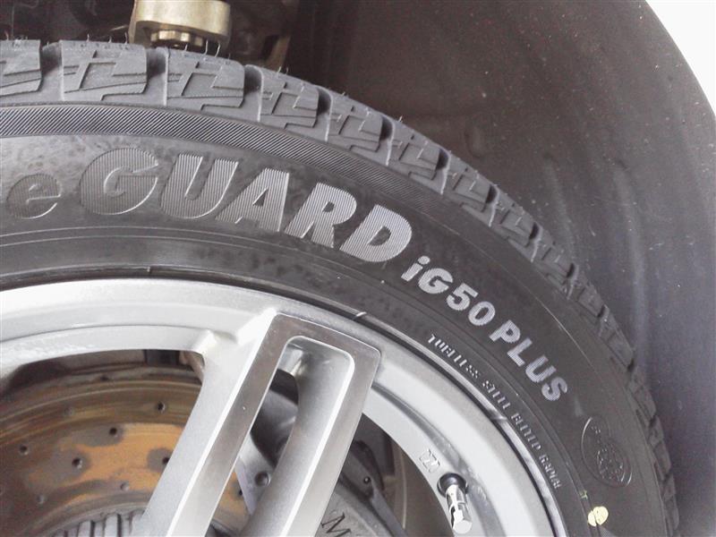 Yokohama Iceguard 5 Plus 225 50r17 のパーツレビュー Cクラス ステーションワゴン よっチ みんカラ Yokohama Iceguard 5 Plus 225 50r17 のパーツレビュー Cクラス ステーションワゴン よっチ みんカラ