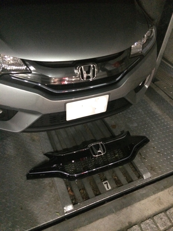 ホンダ(純正) 純正後期 グリル のパーツレビュー | フィット3