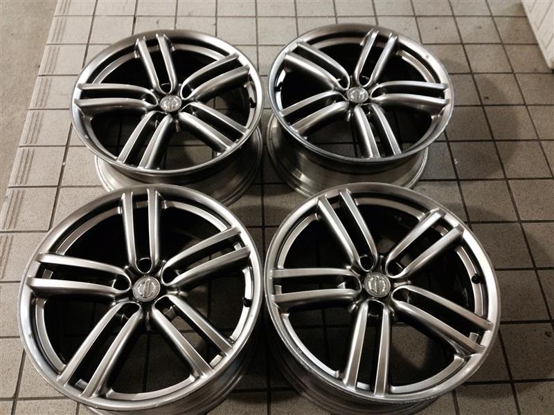 神戸発 245/40R19 中古 日産 フーガ純正ホイール 19インチ 8.5J