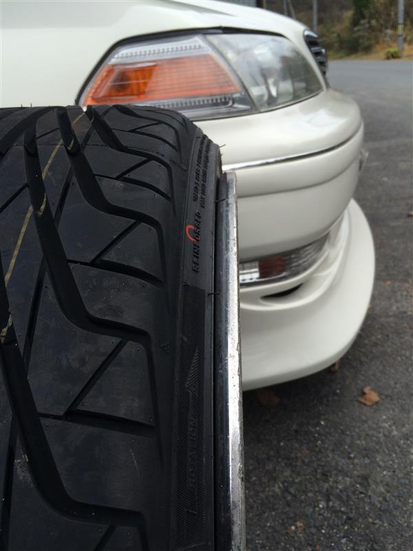 TRIANGLE TR968 215/35R18 のパーツレビュー | マークII(100まっ