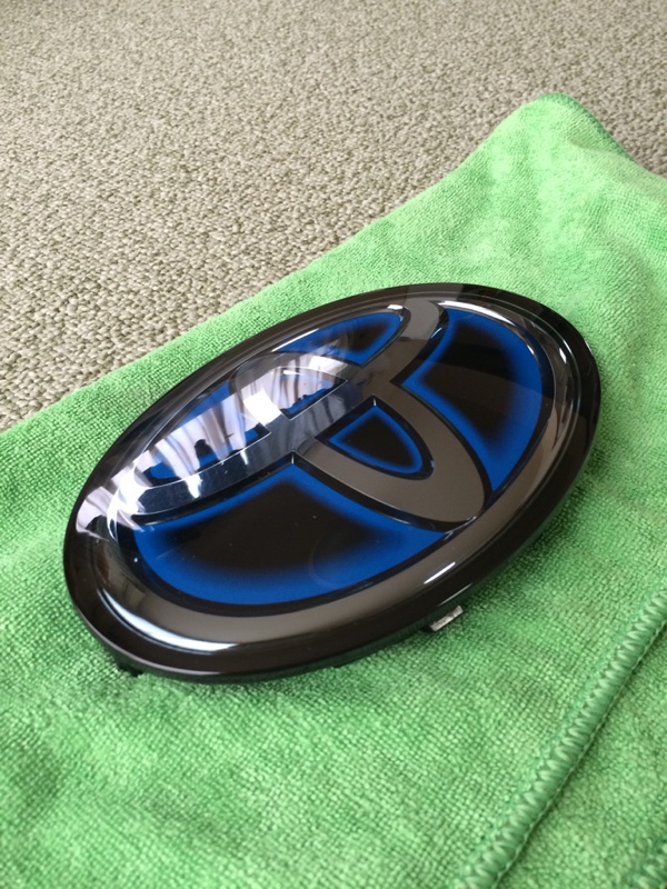 トヨタ純正 ミリ波レーダー用エンブレム のパーツレビュー