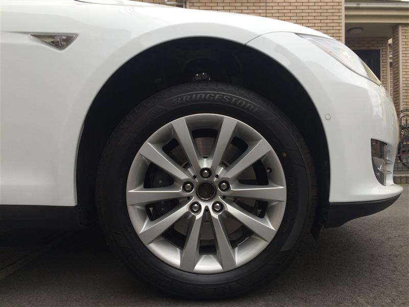 BMW(純正) BMW F10 5シリーズ純正*8J+30 PCD120 のパーツ
