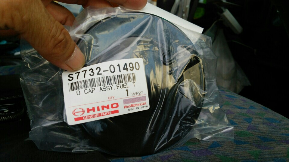 日野　レンジャー　純正燃料タンク 100Ｌ