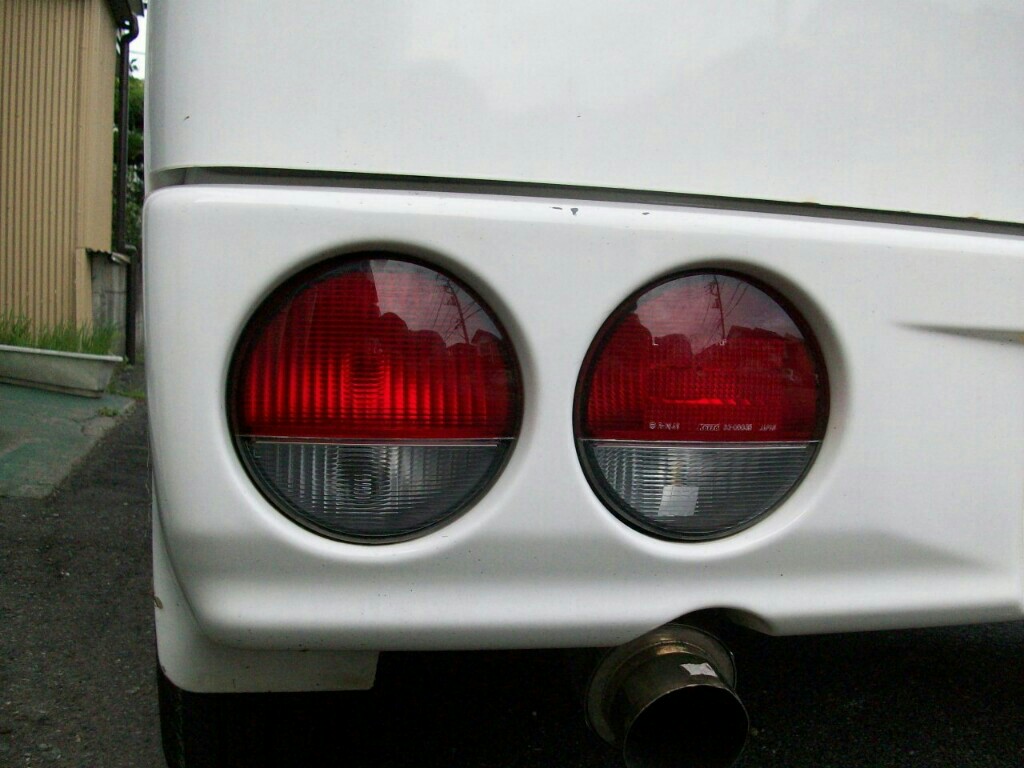 ミニキャブ クリッパー タウンボックス テールランプ｜自動車